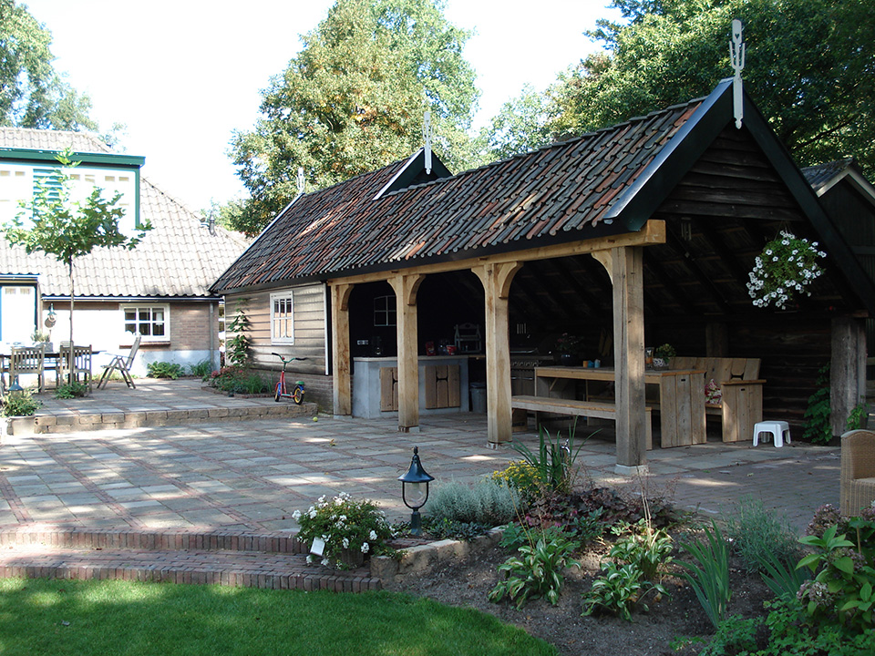 Buitenkeuken Eikenhout